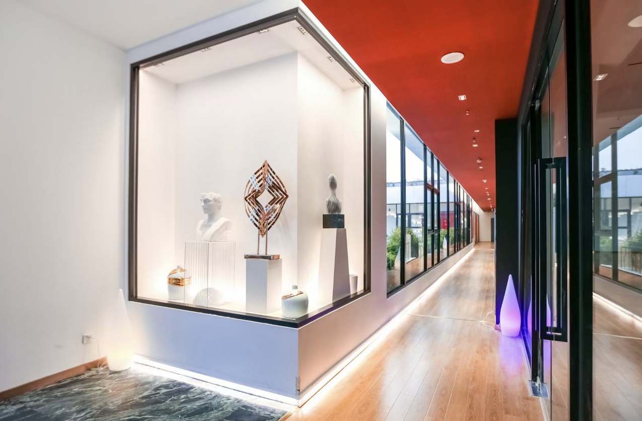 上海青浦城区小团队创业小间办公室推荐,拎包就办公(图7) 上海青浦城区小团队创业小间办公室推荐,拎包就办公(图7)