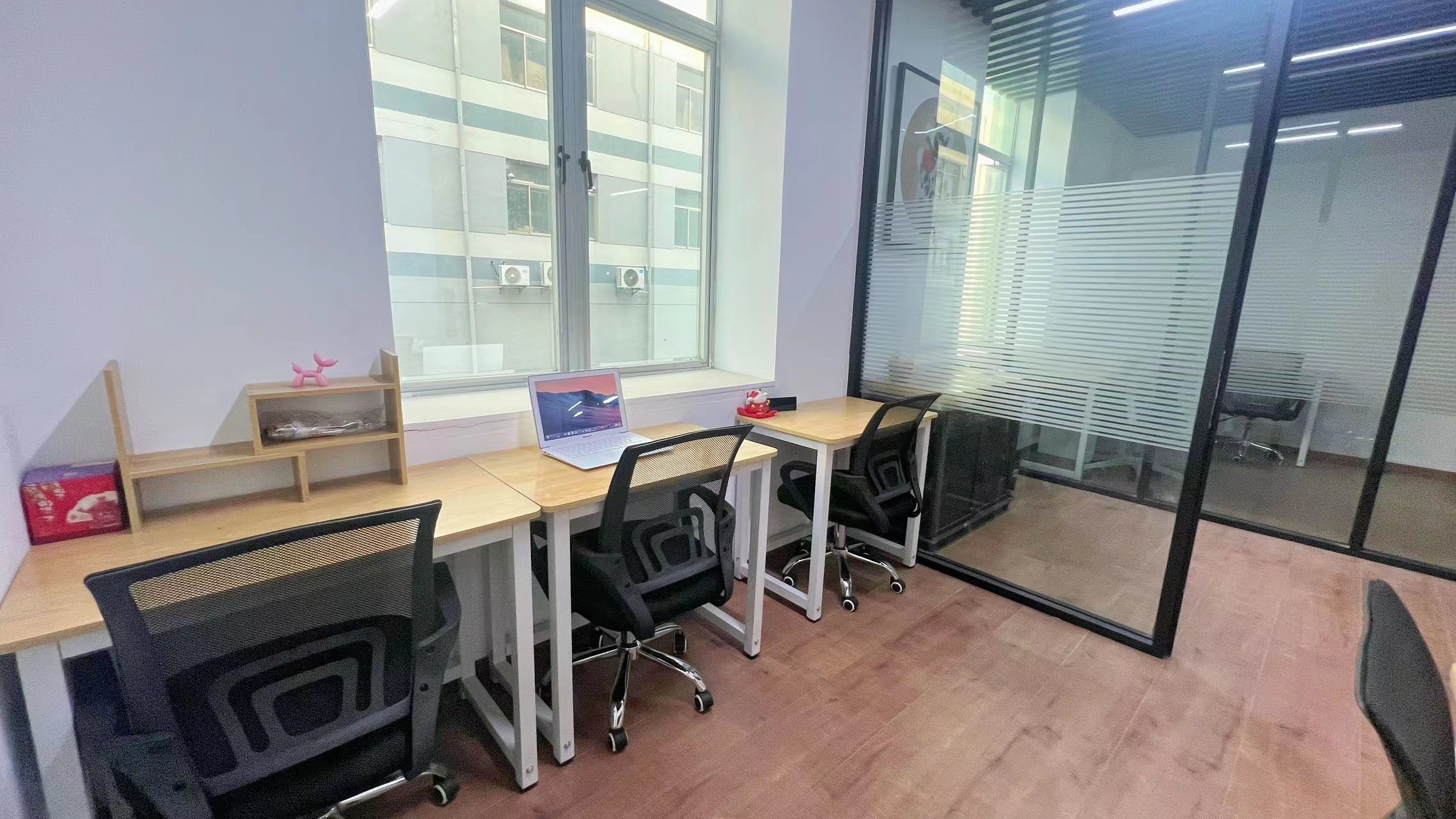 上海青浦区创业前期共创空间，小型工位，精装修(图2)