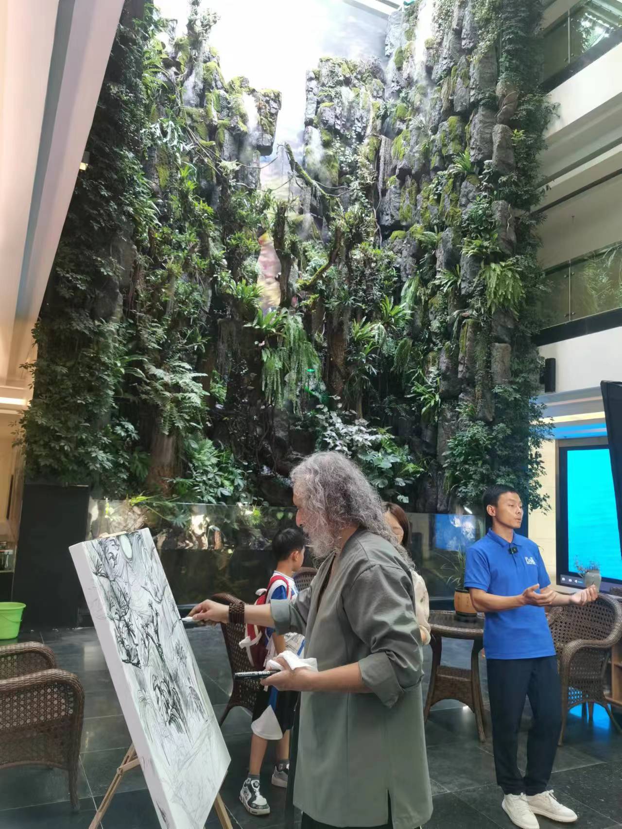 Arya到访智友艺创园(图5) Arya到访智友艺创园(图5)